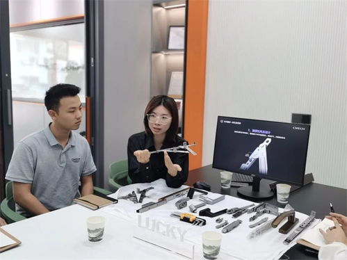 樂(lè)奇門窗攜手希美克五金 深化技術(shù)交流，共筑創(chuàng)新引擎